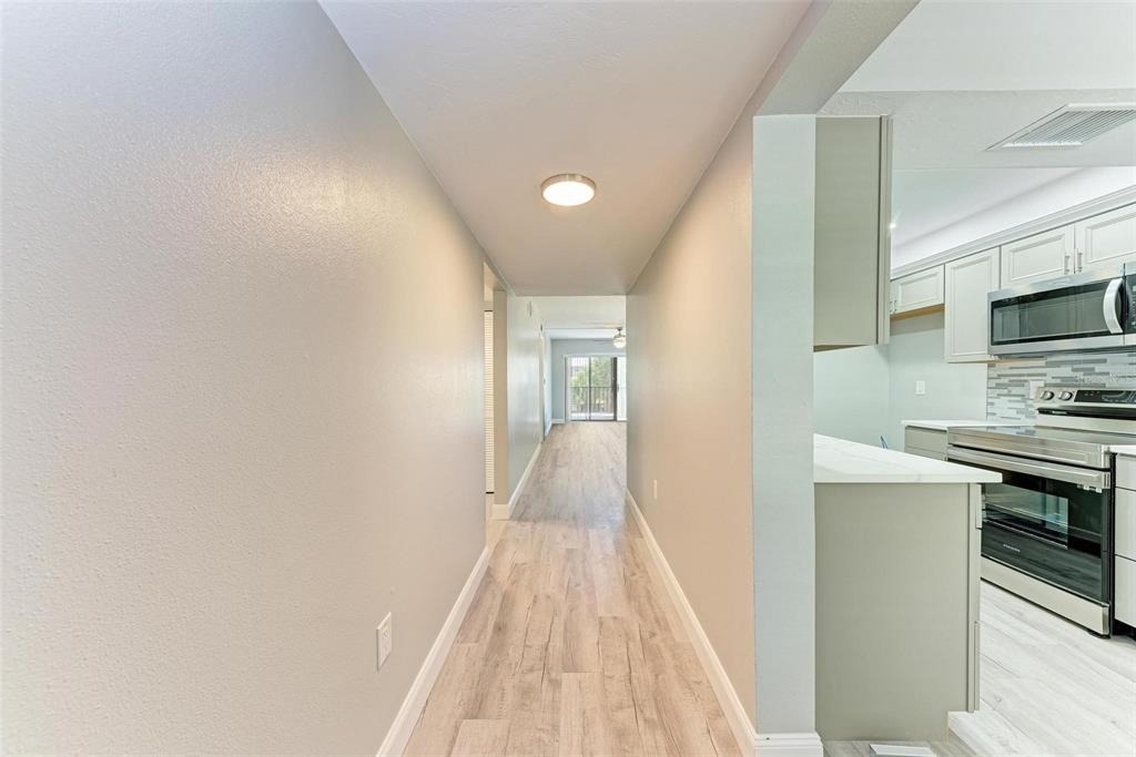 515 30th Avenue W - Photo 2