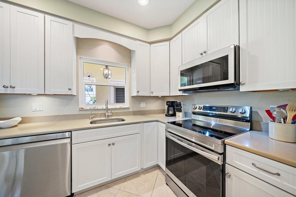 5869 Tidewood Avenue - Photo 6