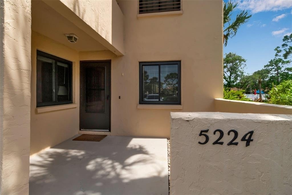 5224 Lake Village Drive - Photo 3