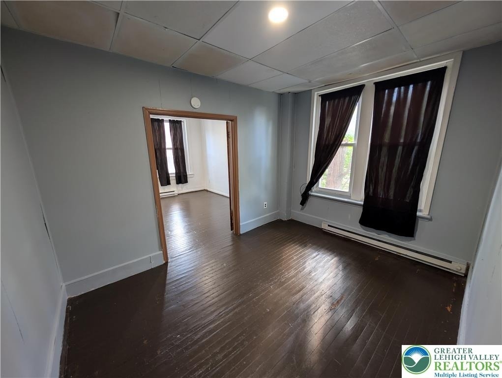 729 E 4th Street - Photo 5