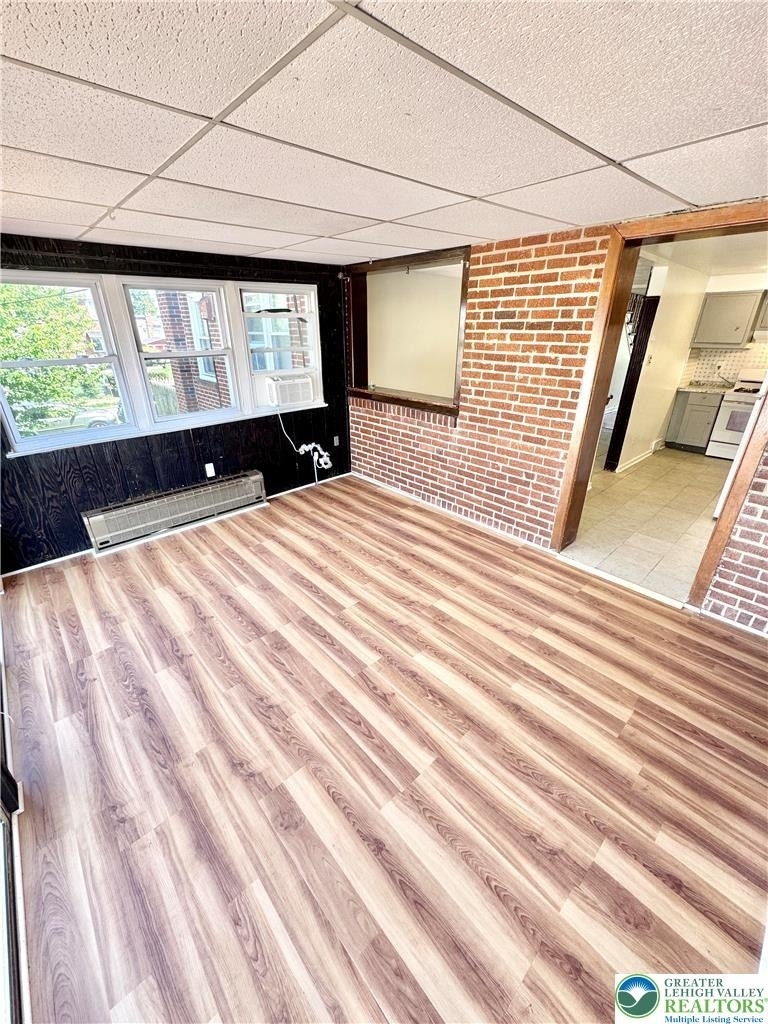 749 Benton Street - Photo 7