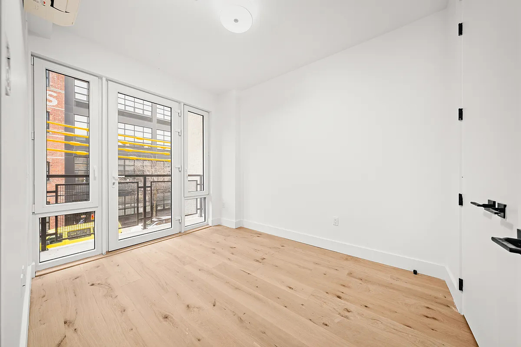 Wyckoff Ave,  Himrod Street, - Photo 1