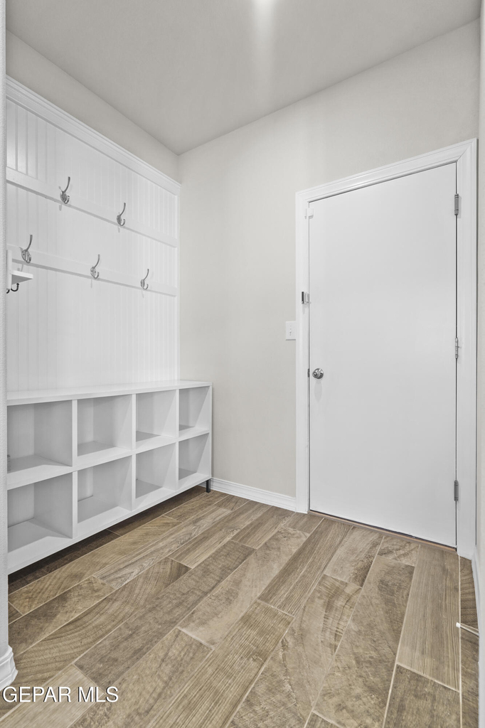 12245 Desert Pine Avenue - Photo 29