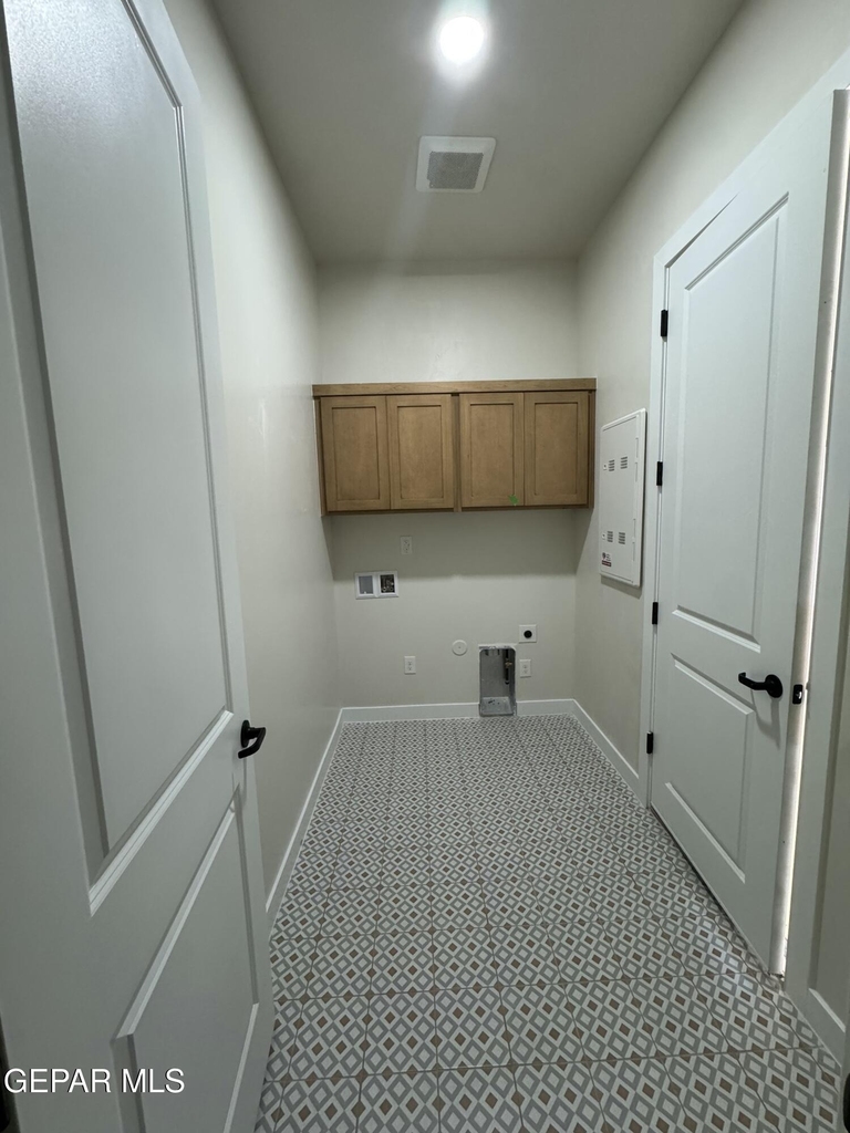 13988 Summer Hail Avenue - Photo 2