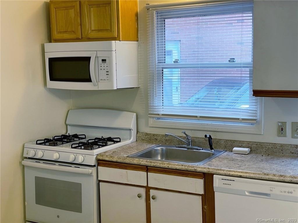 663 Newhall Street - Photo 1