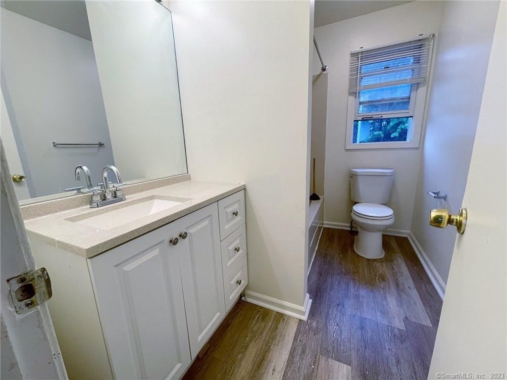 663 Newhall Street - Photo 4