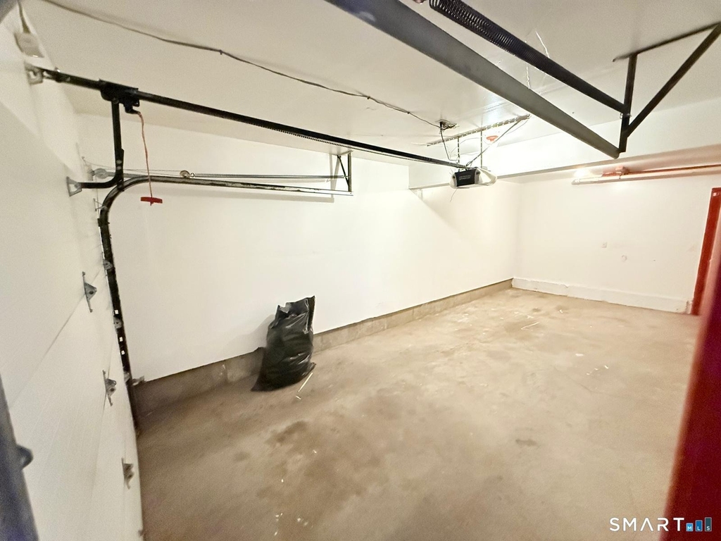 383 Lombard Street - Photo 17
