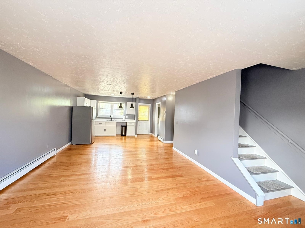 383 Lombard Street - Photo 1