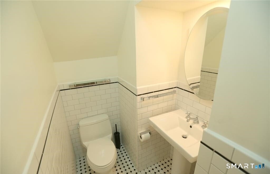 392 Orange Street - Photo 9