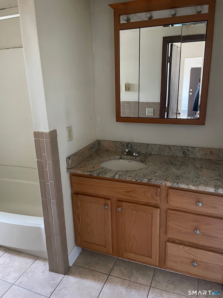 872 State Street - Photo 3
