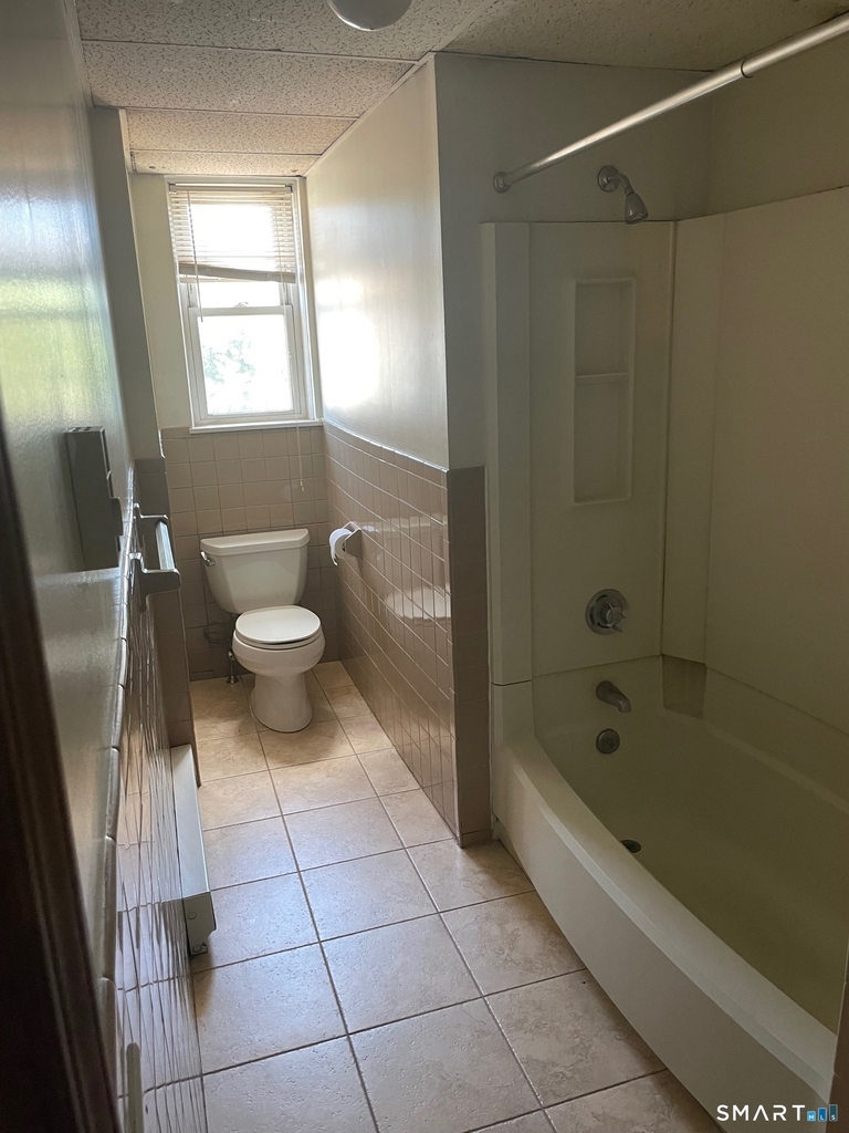 872 State Street - Photo 4