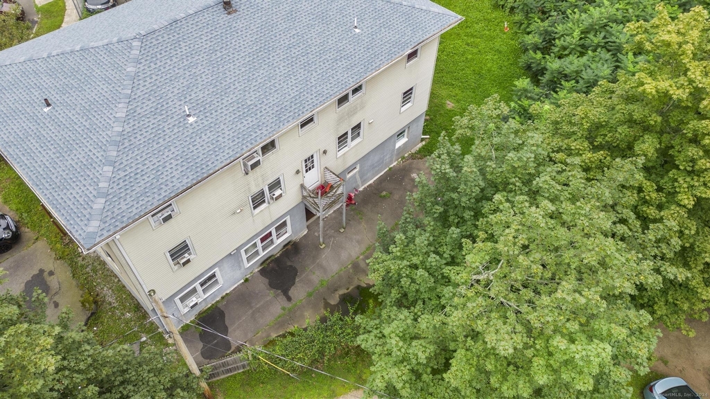 61 Revere Street - Photo 16