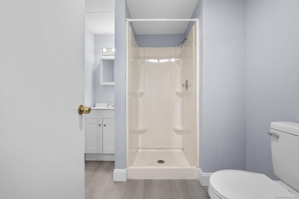 61 Revere Street - Photo 10