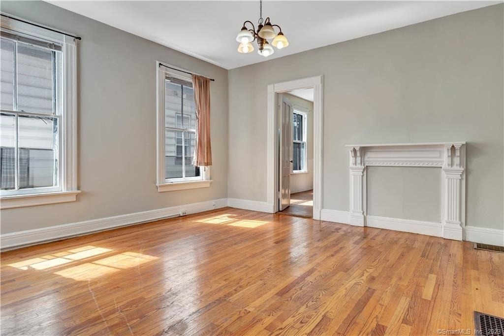 28 Edwards Street - Photo 11
