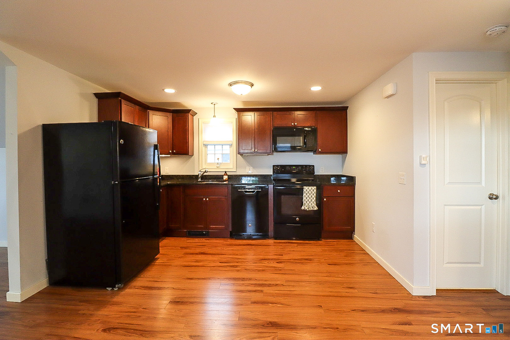 9 Brewer Street - Photo 4