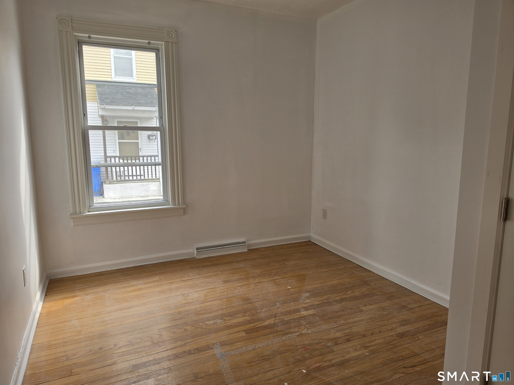 25 Elm Street - Photo 6