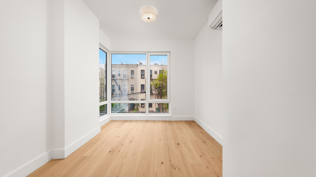 343 Himrod St. - Photo 5