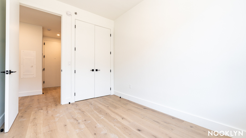 343 Himrod St. - Photo 4