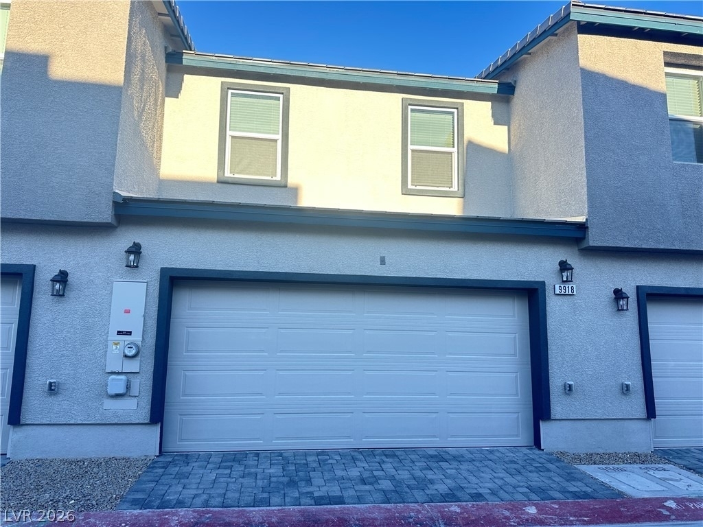 9918 Saffron Hills Street - Photo 1