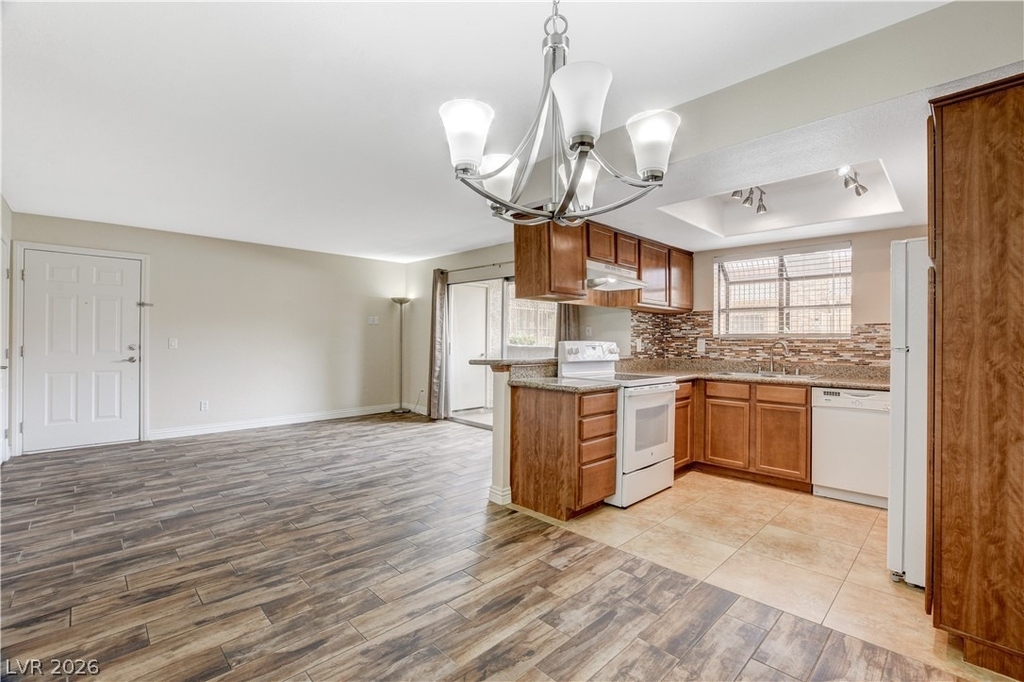 7200 Pirates Cove Road - Photo 9