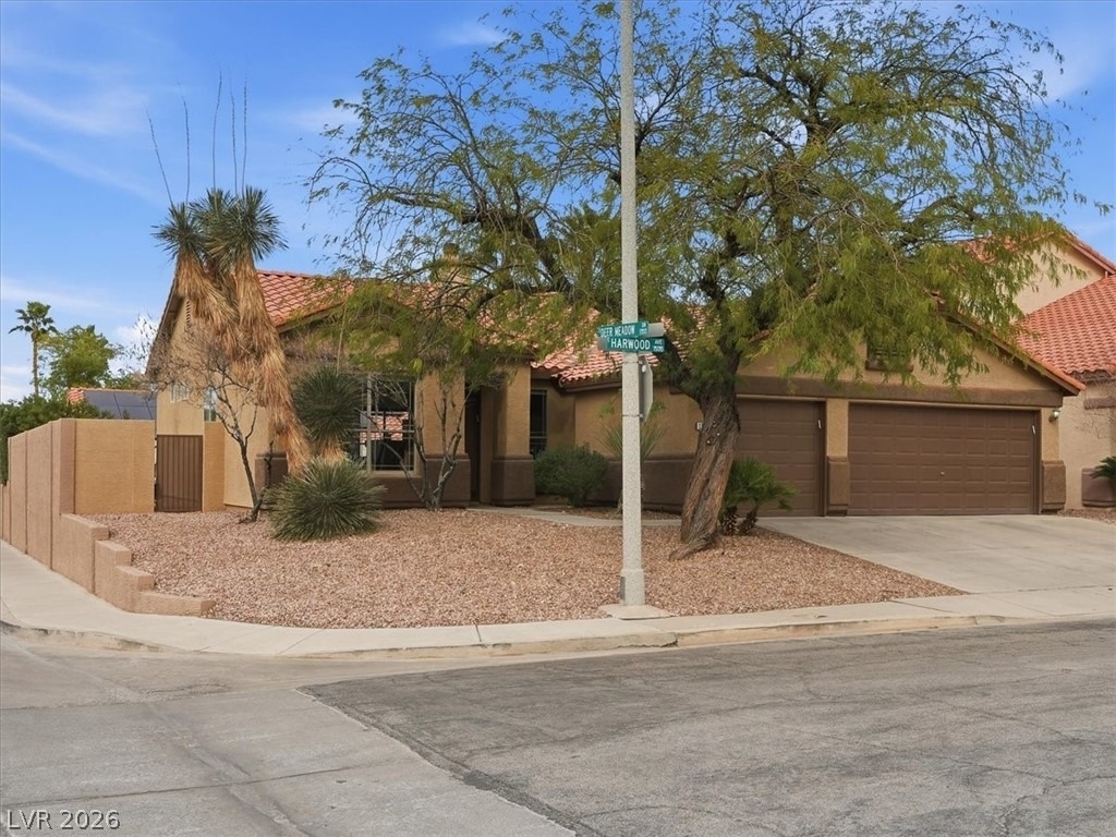 1562 Harwood Avenue - Photo 36
