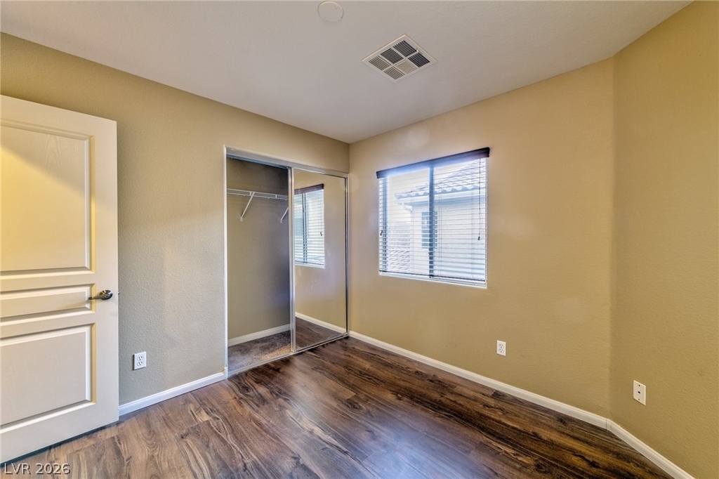 5288 Judkins Drive - Photo 8