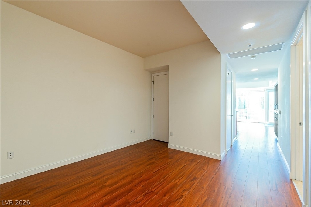 4525 Dean Martin Drive - Photo 9