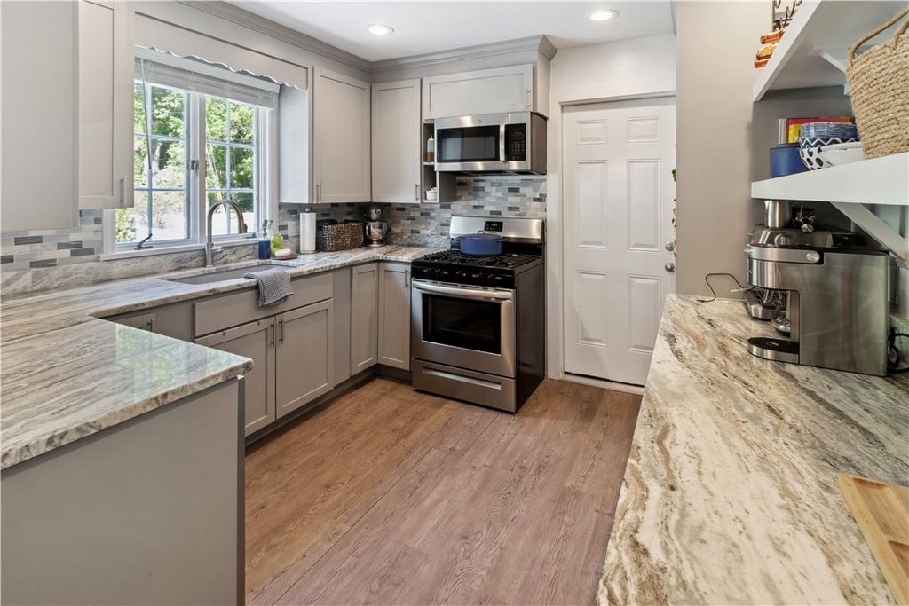 39 Little Brook Drive - Photo 8