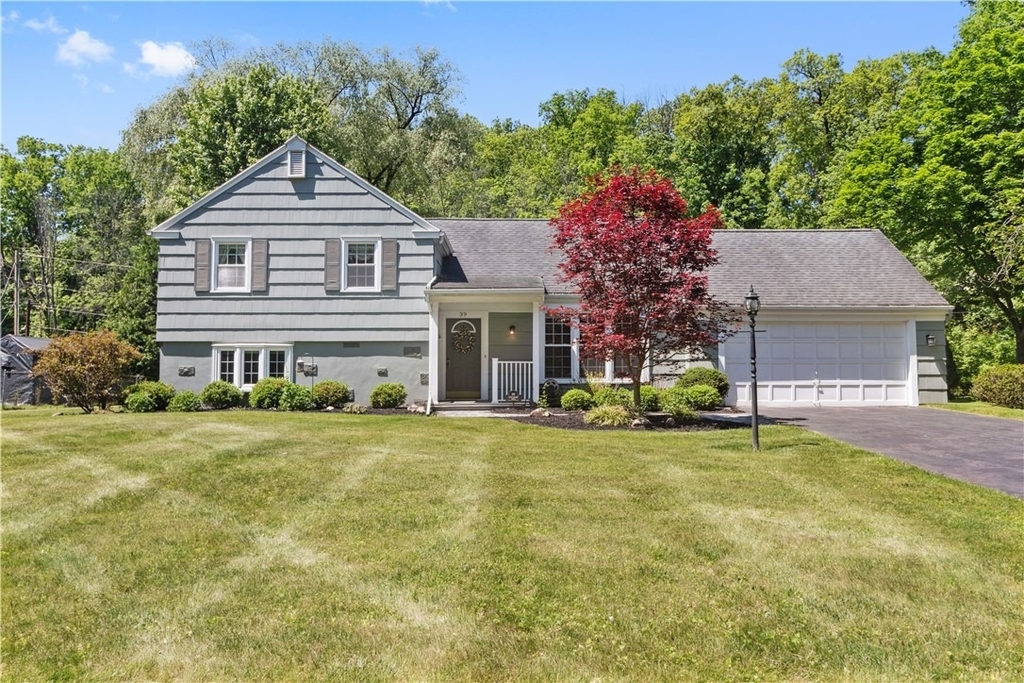 39 Little Brook Drive - Photo 0
