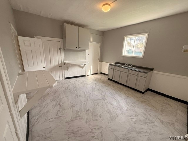 491 Emslie Street - Photo 7