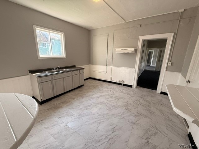 491 Emslie Street - Photo 6