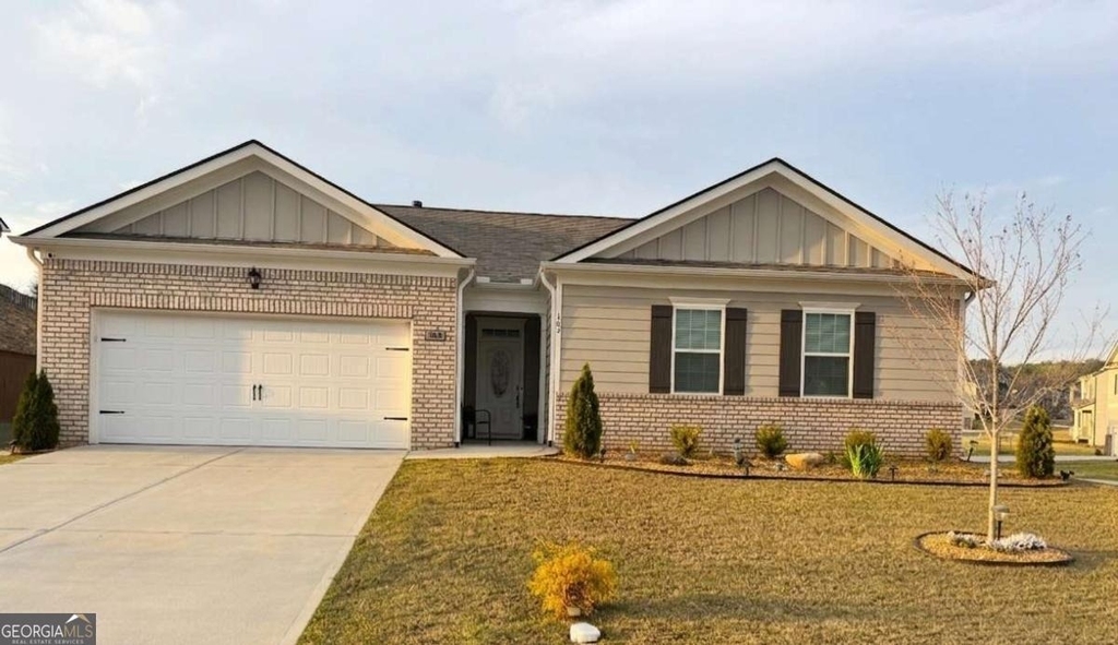 183 Durana Way - Photo 0