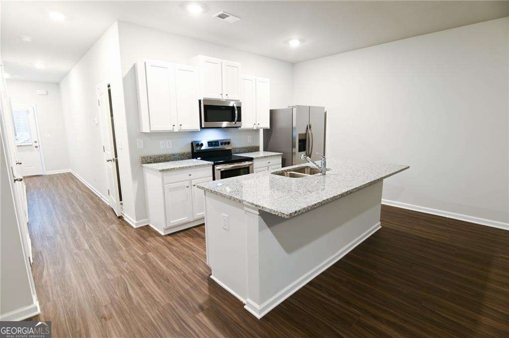115 Village Green Drive Nw - Photo 4