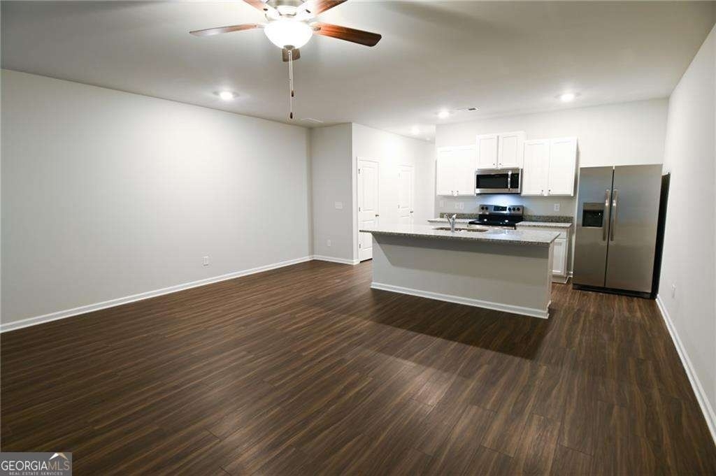 115 Village Green Drive Nw - Photo 5
