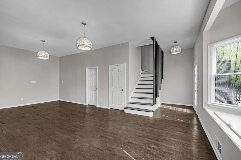660 Queen Street Sw - Photo 21