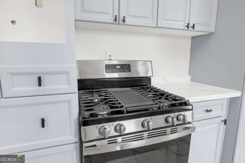 660 Queen Street Sw - Photo 14