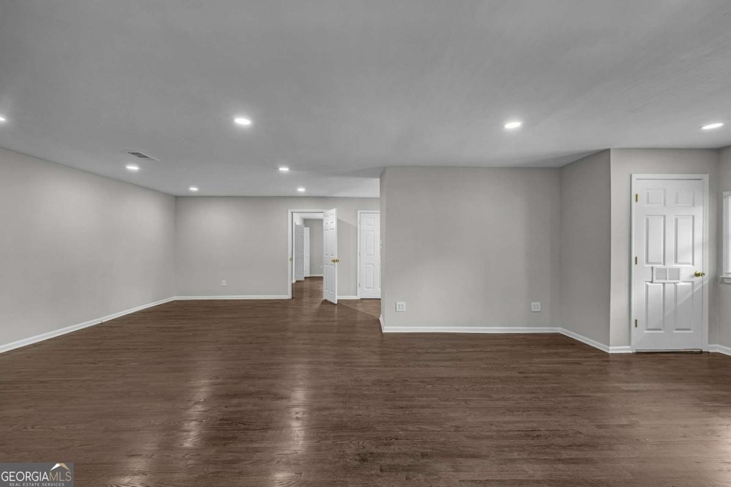660 Queen Street Sw - Photo 32
