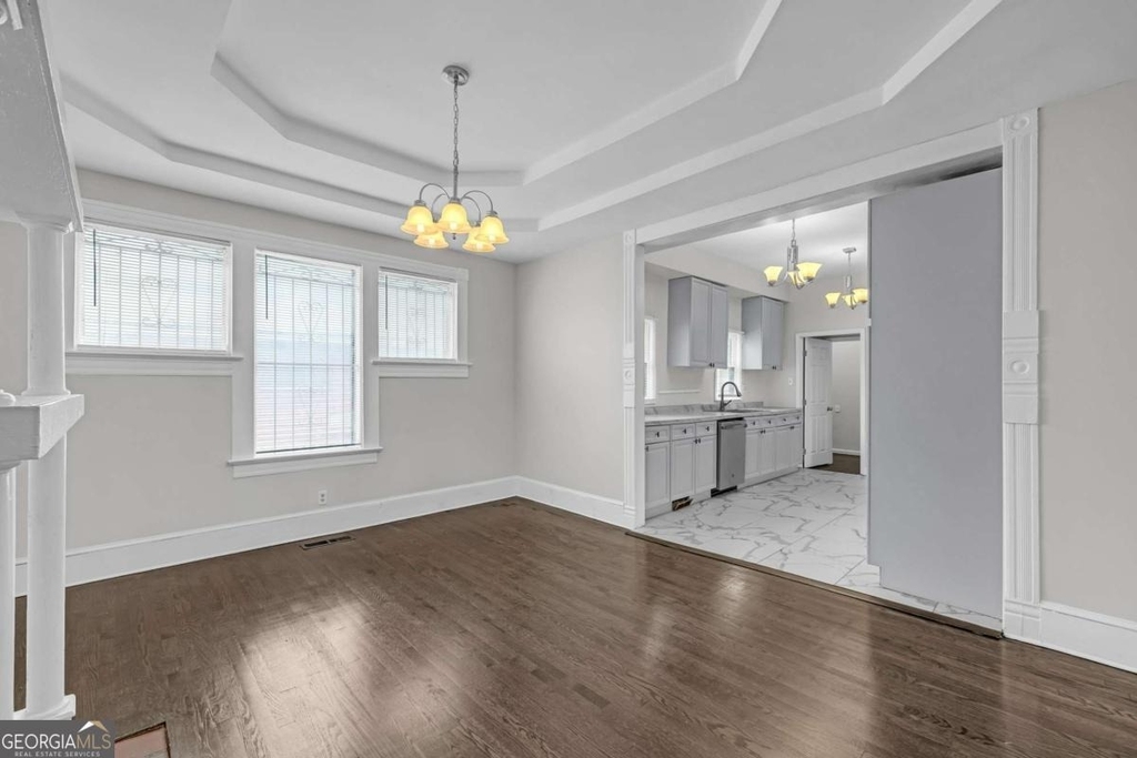 660 Queen Street Sw - Photo 11