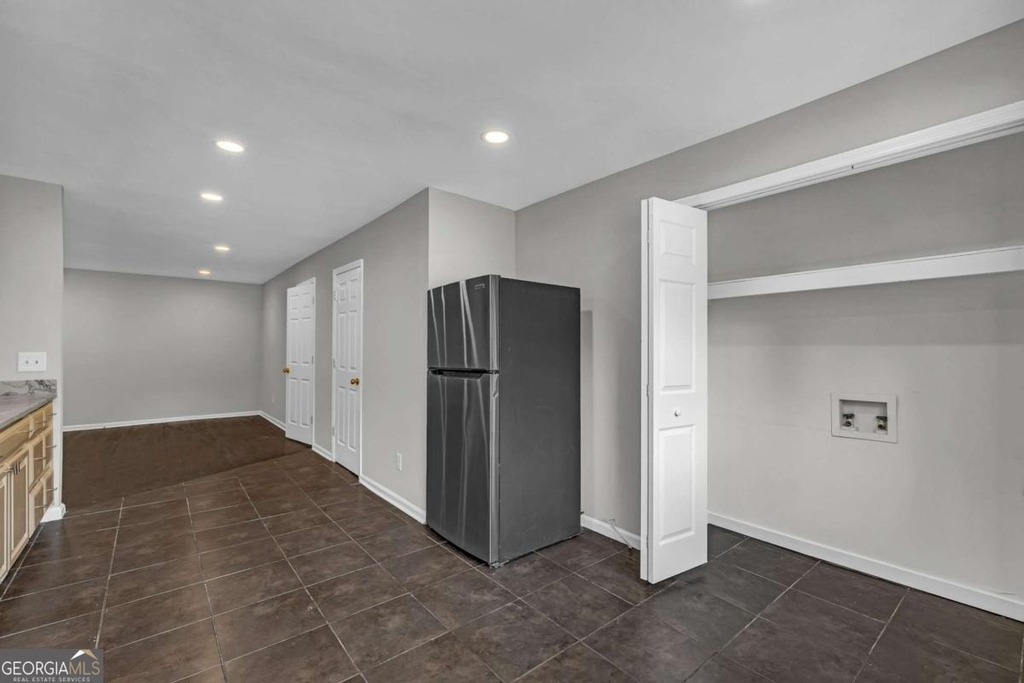 660 Queen Street Sw - Photo 37
