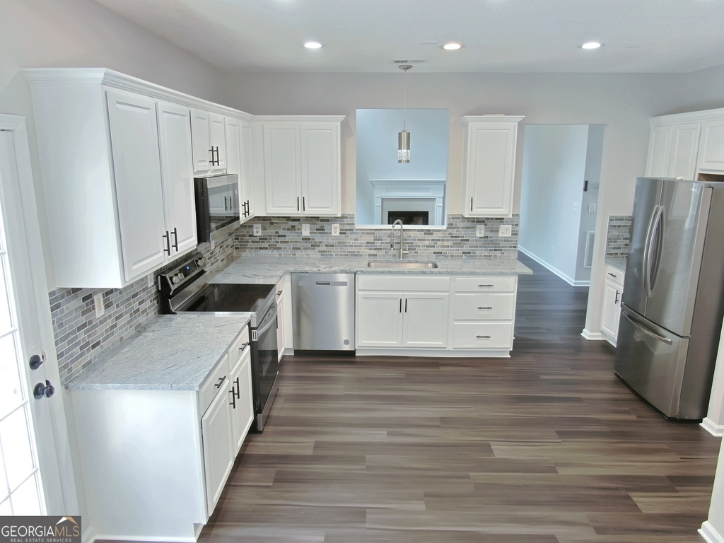 3225 Blackwood Lane - Photo 3