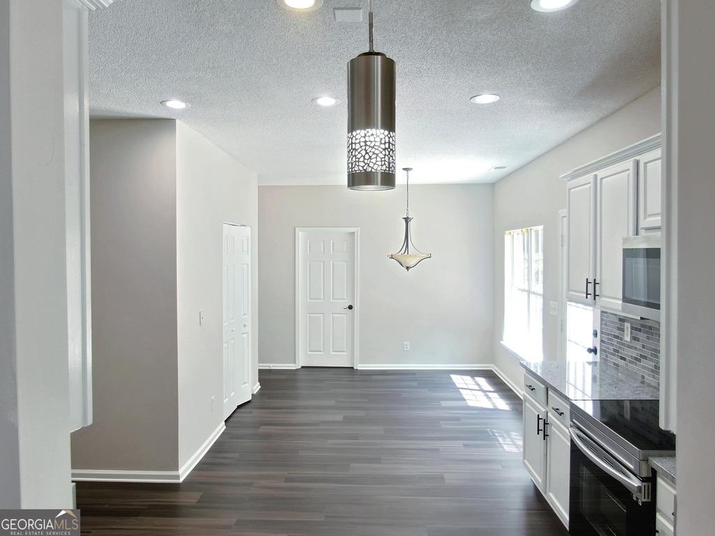 3225 Blackwood Lane - Photo 4