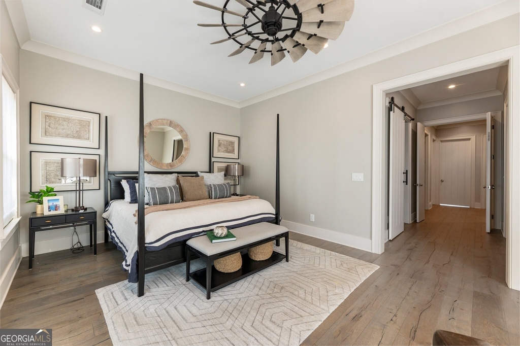 1079 Canton Street - Photo 17