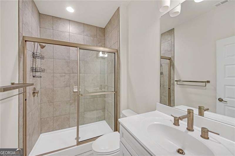860 Stonehill Lane - Photo 3