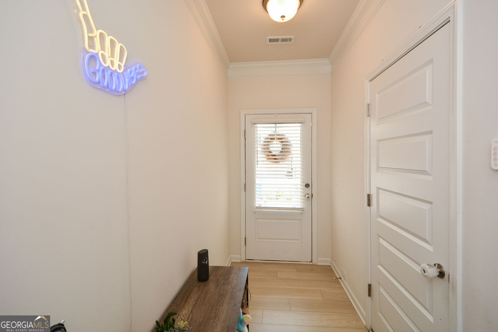 2610 Ravencliff Road - Photo 4