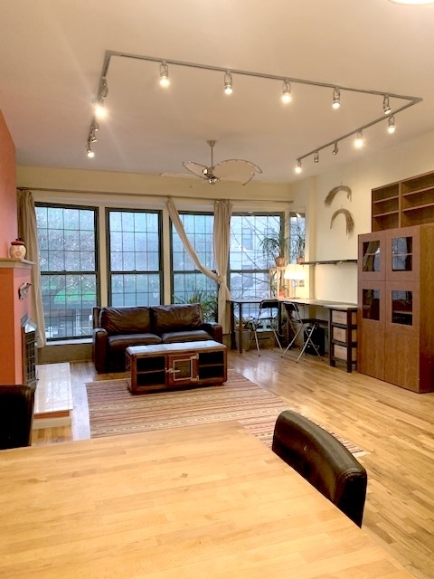 279 Prospect Park West - Photo 2