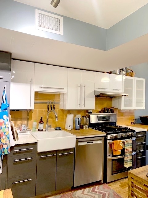 279 Prospect Park West - Photo 6