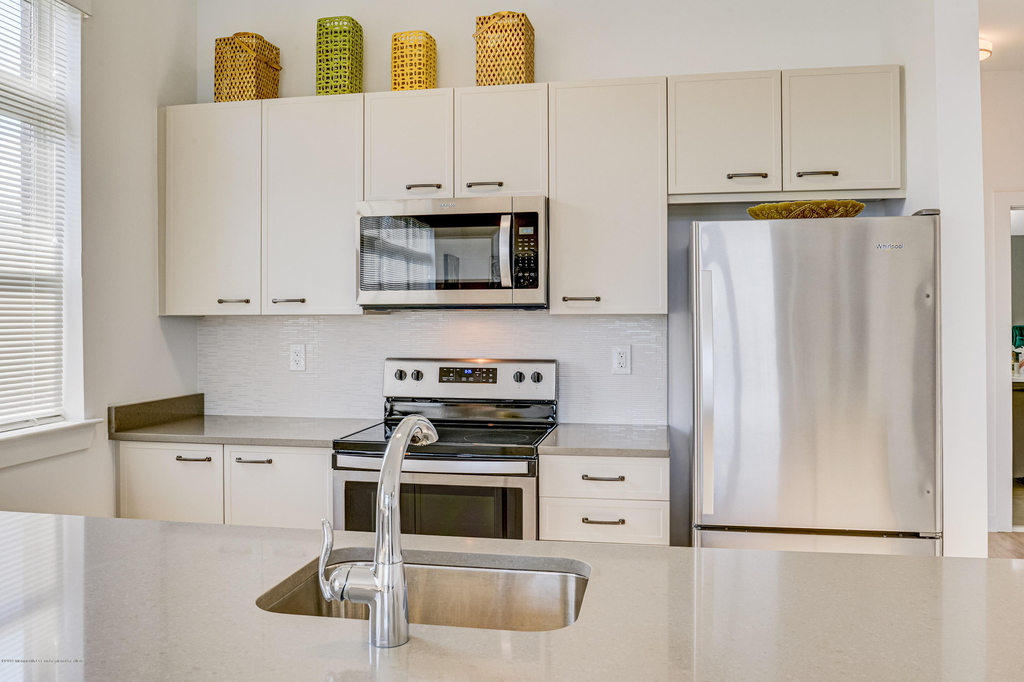 55 W Front Street - Photo 11