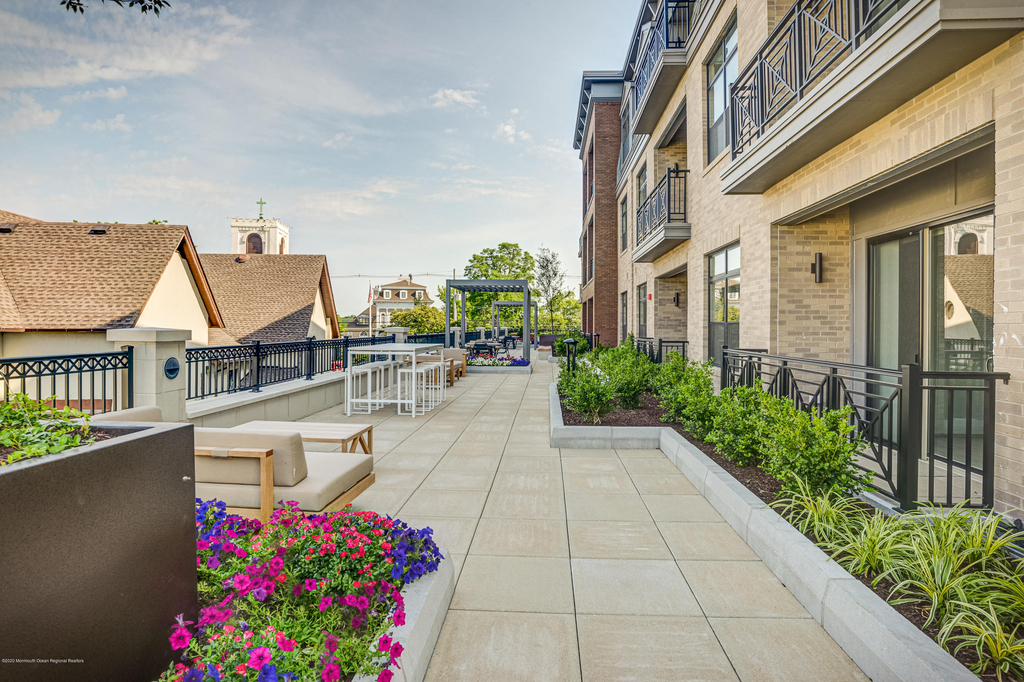 55 W Front Street - Photo 24