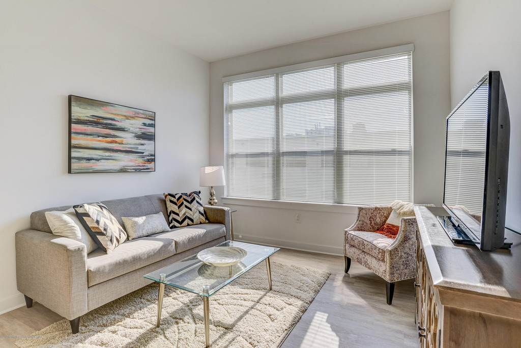 55 W Front Street - Photo 9