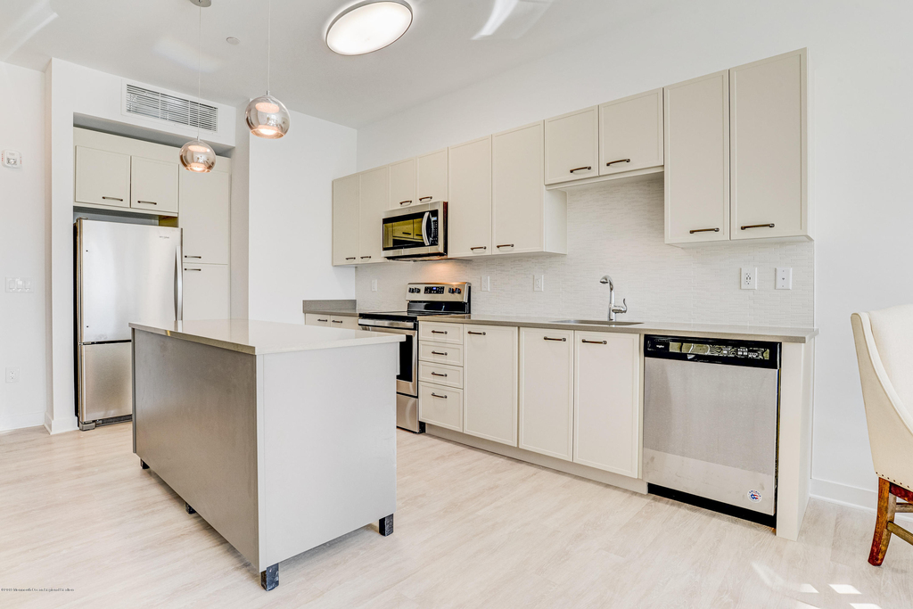 55 W Front Street - Photo 8